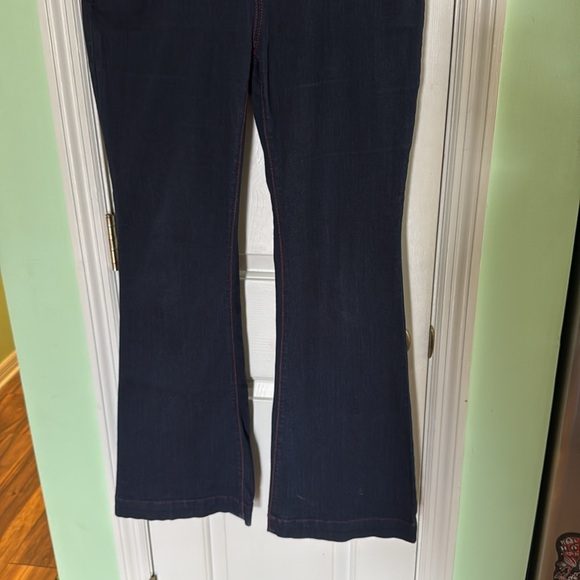Inc Denim Dark Blue Flare Leg Curvy Fit Jeans Everyday Casual Lightweight Size 8 - Picture 3 of 13